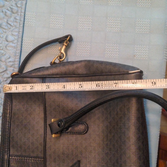 ⭐ 2 / $12 Liz Claiborne 1984 triangle patterned purse - Picture 16 of 16